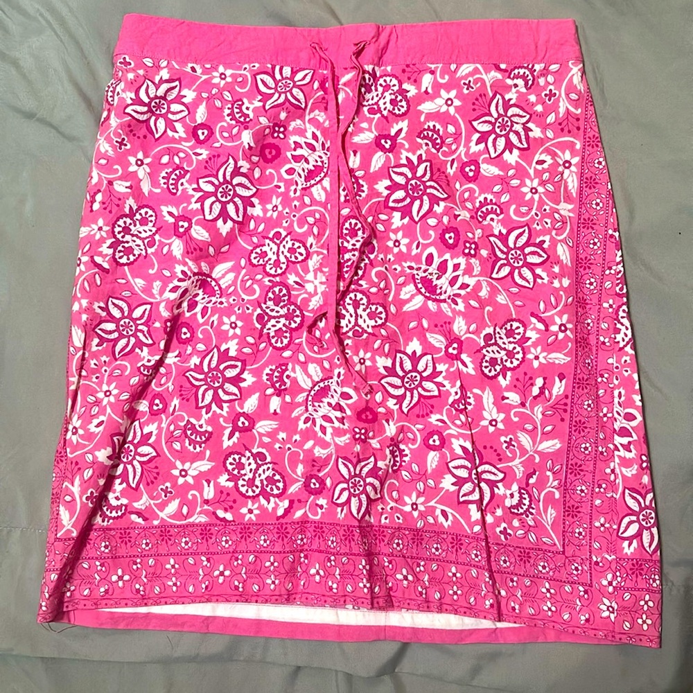 Pink flower pink skirt